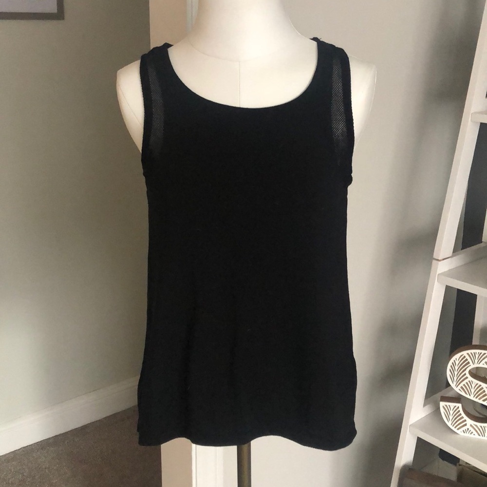 𝅺BLACK Athletic Tank top